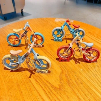 Kūrybos Sujungimas Dviračių Keychain Juokinga 3D Mountain Bike Modelis paketų prižiūrėtojų raktinę Vyrų Pora Pagalvių Pakabukas Vaikas Žaislą Dovanų Priedai